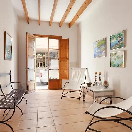 Ca Na Miquela بيت للعطل إل أرينال